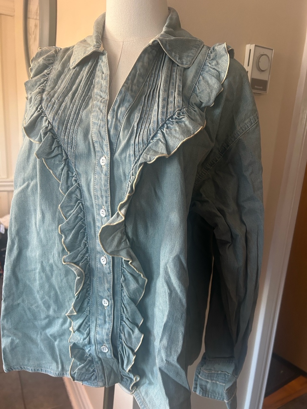 FREE PEOPLE × We The Free Tattered And Ruffled Denim Top size medium - Picture 6 of 9